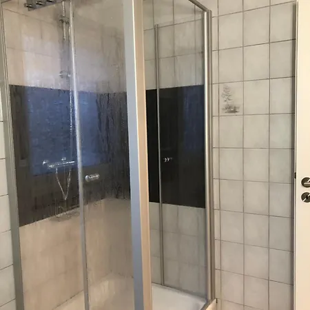 Zum Duetetal Og 1 *